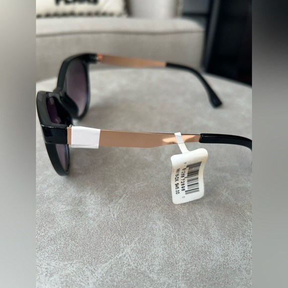 ✨NEW Nicole Miller Black and Gold Sunglasses main image 8